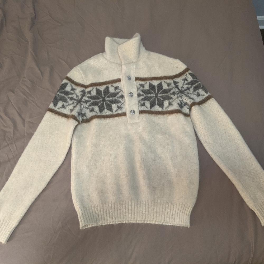 Vintage 100% Icelandic Wool Sweater (L)